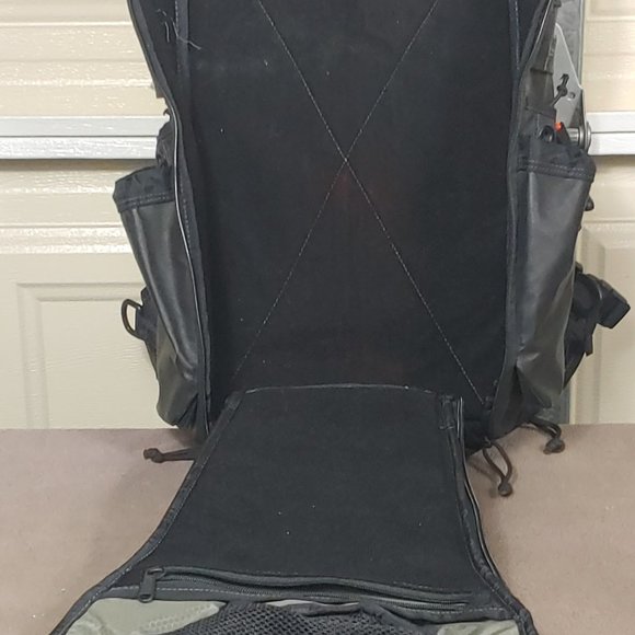 Tactical Backpack Hiking Traveling Camping Large Size - Picture 2 of 15